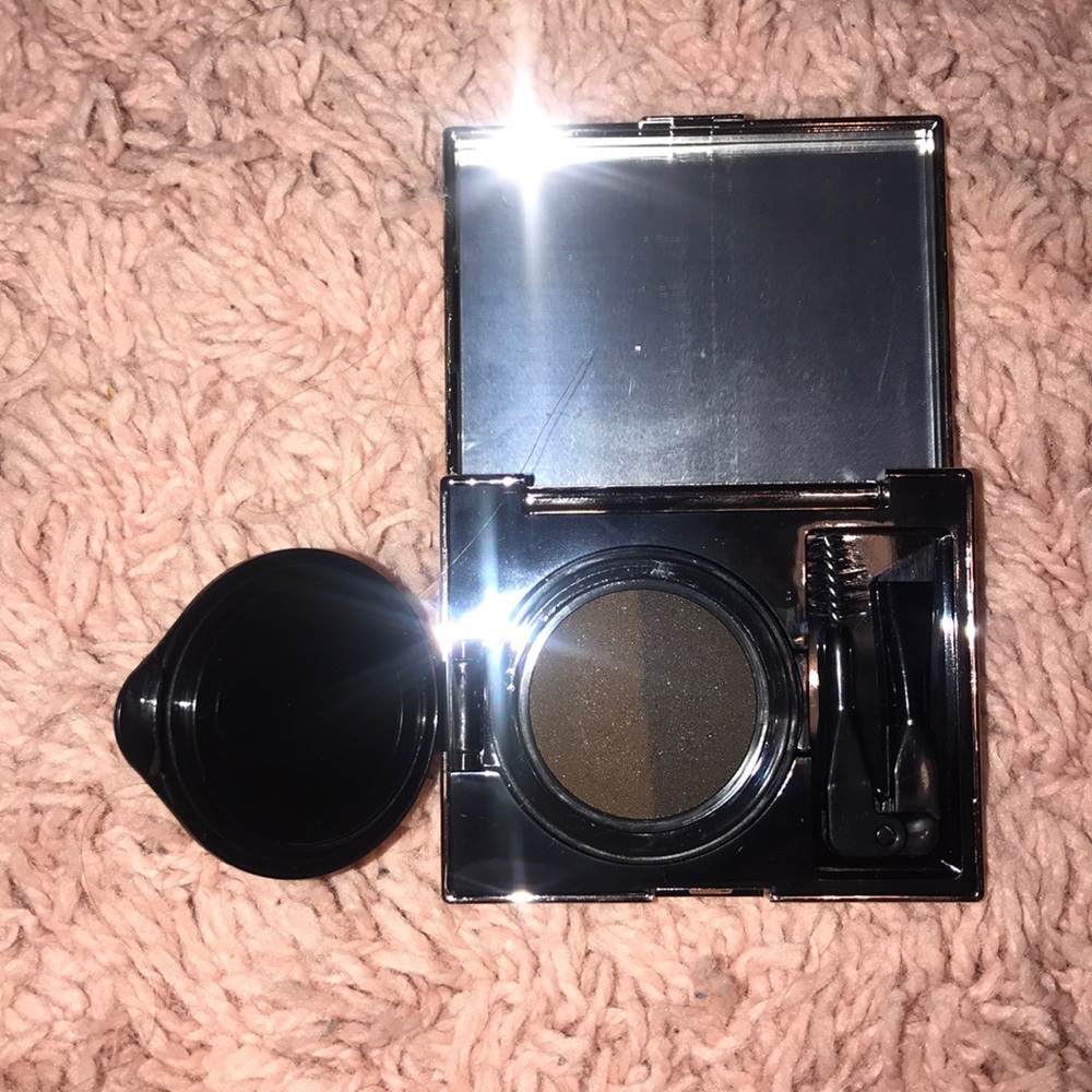 Iconic London Eyebrow Cushion
